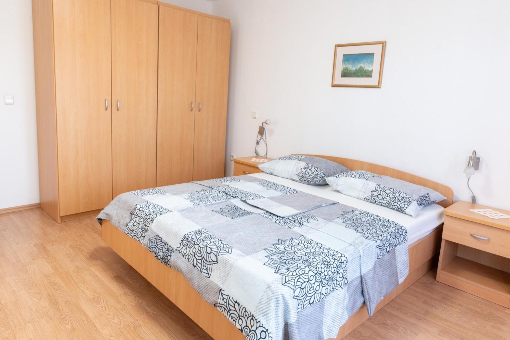 Sunny Apartment Valbandon Fažana Eksteriør billede