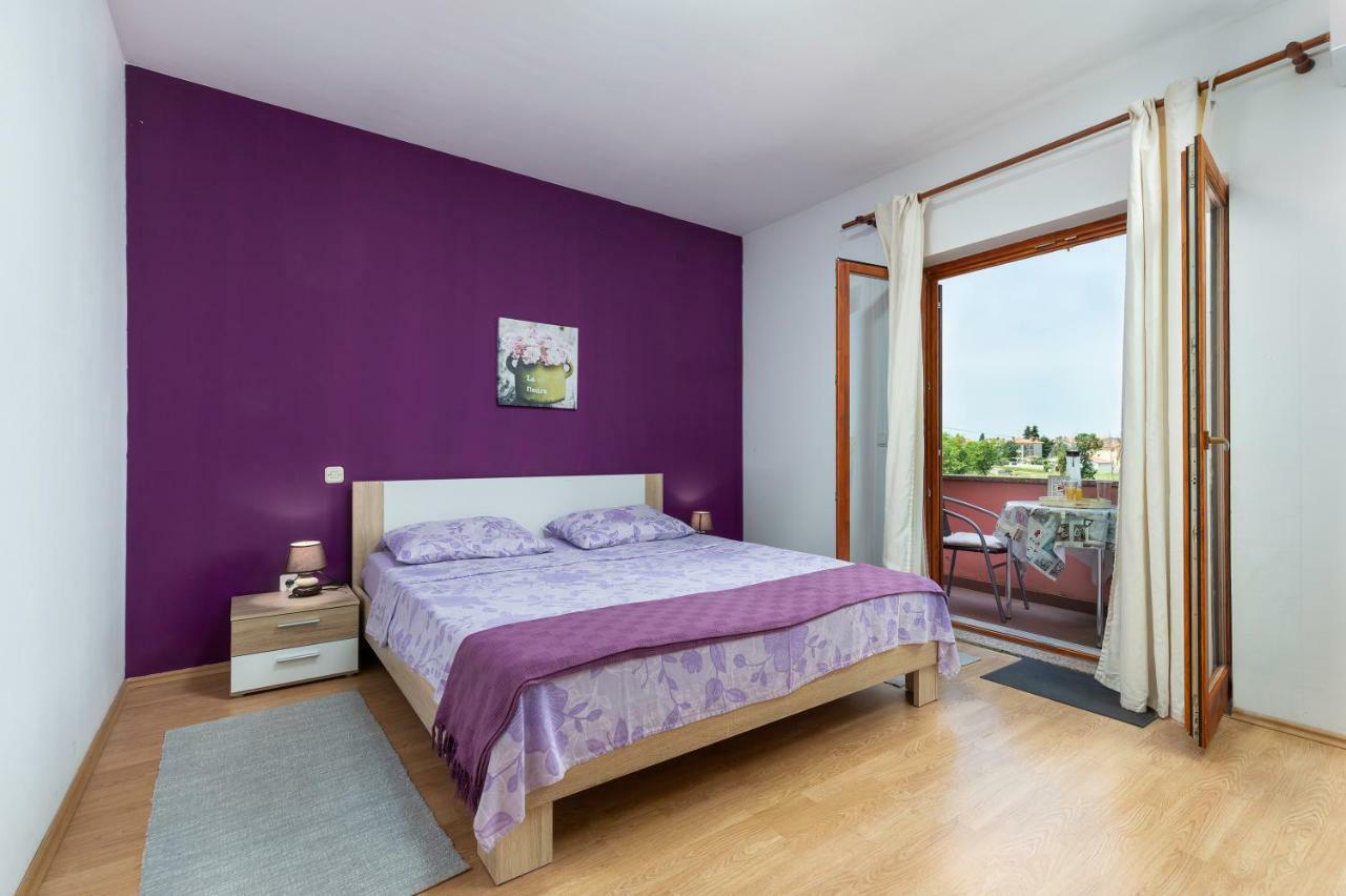 Sunny Apartment Valbandon Fažana Eksteriør billede